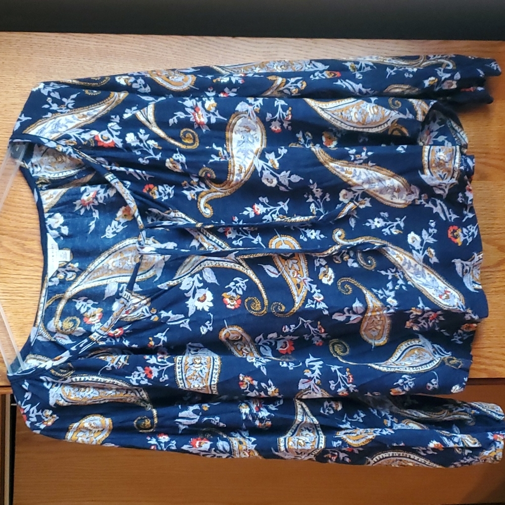 Lucky Brand top